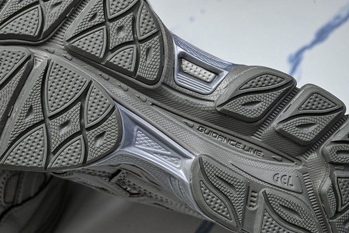 1203A280-021 GEL-NYC CEMENT GREY/CEMENT GREY