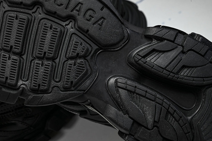 W2GN1-1000 BALENCIAGA TRACK.2 4.0 FOURTH GENERATION TRENDY RUNNING SHOES BLACK/INKINESS