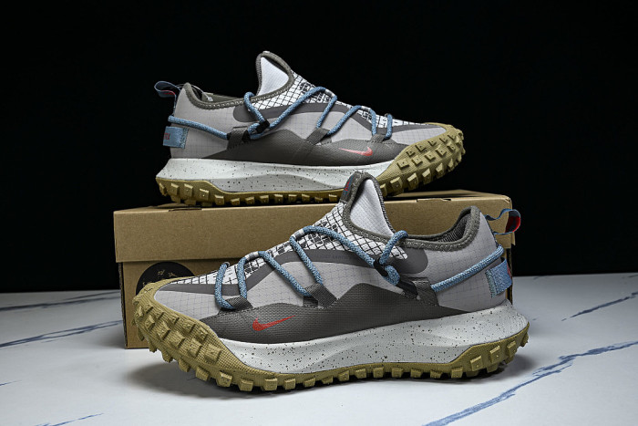 IB7328-001 ACG MOUNTAIN FLY LOW GORE-TEX SE GREY/BROWN/WHITE