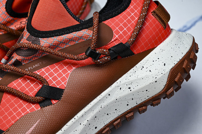 IB7328-200 ACG MOUNTAIN FLY LOW GORE-TEX SE PICANTE RED-COLLEGE GREY-SMOKEY BLUE-BLACK-MONARCH