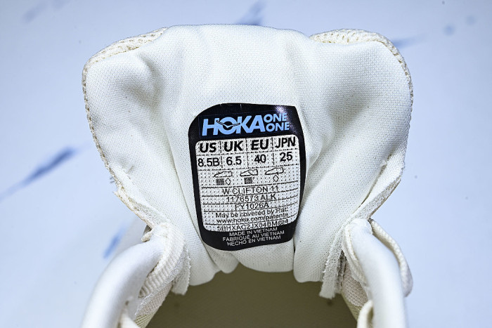 1176573-ALK ONE ONE CLIFTON 11 KNITTED MESH RUNNING SHOES WHITE/BEIGE/WHITE