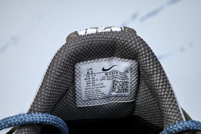 IB7328-001 ACG MOUNTAIN FLY LOW GORE-TEX SE GREY/BROWN/WHITE
