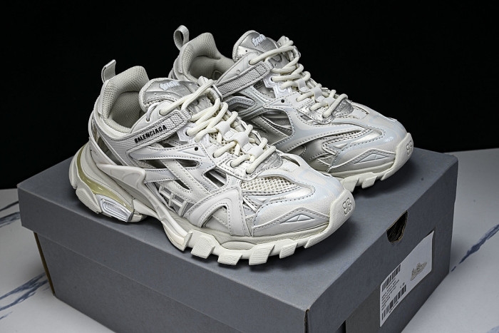 W2GN1-9000 BALENCIAGA TRACK.2 4.0 FOURTH GENERATION TRENDY RUNNING SHOES WHITE/OFF WHITE