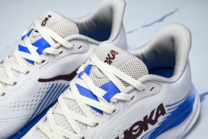 1176572-SCCG ONE ONE CLIFTON 11 KNITTED MESH RUNNING SHOES WHITE/BLUE