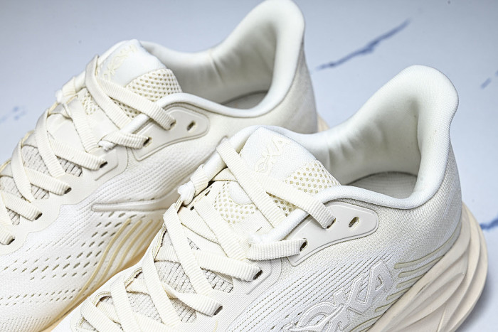 1176573-ALK ONE ONE CLIFTON 11 KNITTED MESH RUNNING SHOES WHITE/BEIGE/WHITE