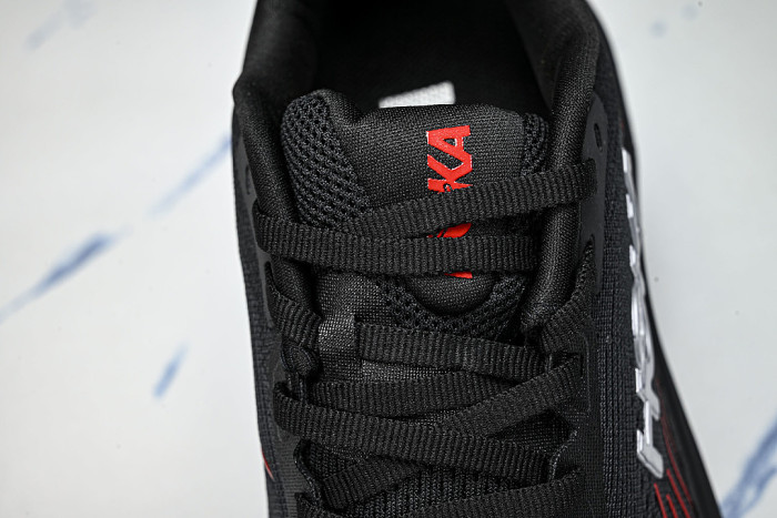 1176572-BLCKP ONE ONE CLIFTON 11 KNITTED MESH RUNNING SHOES BLACK/RED/BLACK