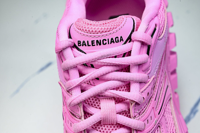 W2RAA-5000 DEFENDER RUBBER PLATFORM SNEAKERS PINK/PINK/PINK