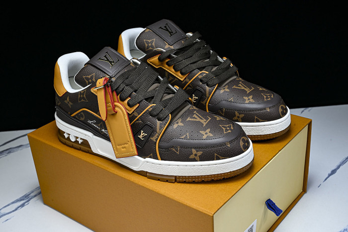LOW-TOP CASUAL SPORTS SNEAKERS BROWN/BROWN/BROWN