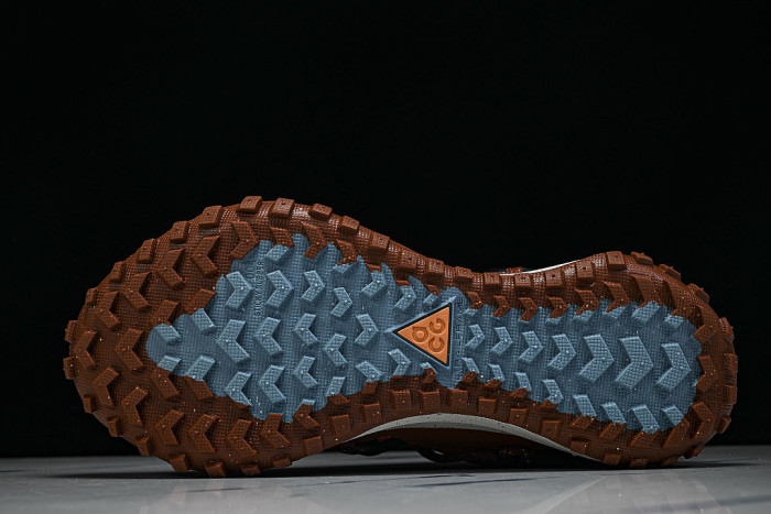 IB7328-200 ACG MOUNTAIN FLY LOW GORE-TEX SE PICANTE RED-COLLEGE GREY-SMOKEY BLUE-BLACK-MONARCH