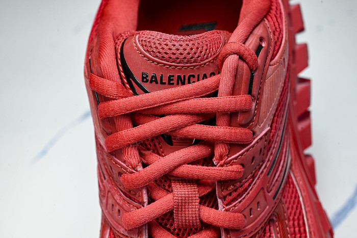 W2RAA-6010 DEFENDER RUBBER PLATFORM SNEAKERS RED/RED/RED