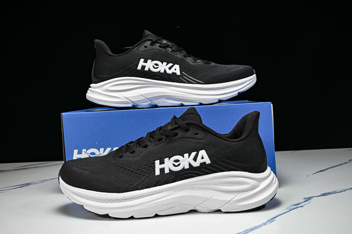 1176572-BWHT ONE ONE CLIFTON 11 KNITTED MESH RUNNING SHOES BLACK/WHITE/BLACK