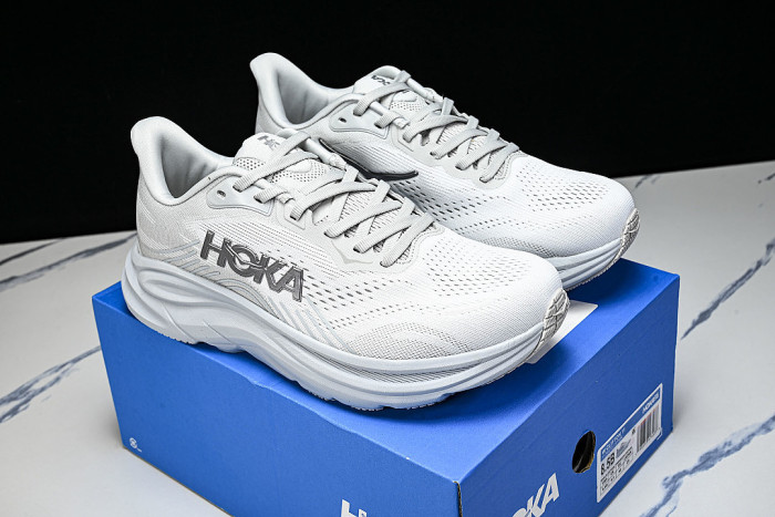 1176573-STMN ONE ONE CLIFTON 11 KNITTED MESH RUNNING SHOES WHITE/WHITE/WHITE