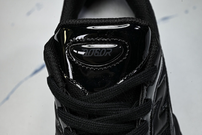 1176572-BBLC CLIFTON 11 KNITTED MESH RUNNING SHOES BLACK/BLACK/BLACK