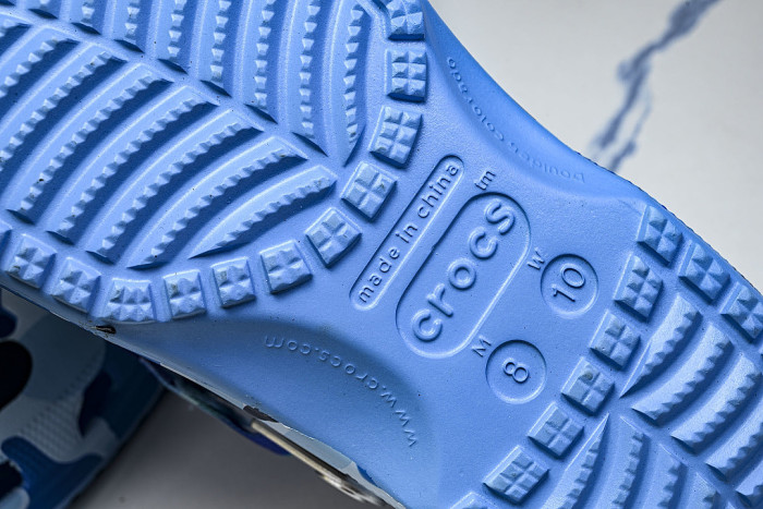 CLASSIC CLOG COMFORTABLE AND VERSATILE PERFORATED SHOES BLUE/BLUE/BLUE