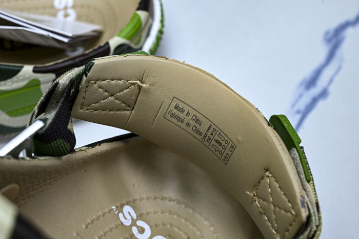 CLASSIC CLOG COMFORTABLE AND VERSATILE PERFORATED SHOES BEIGE/GREEN/BLACK