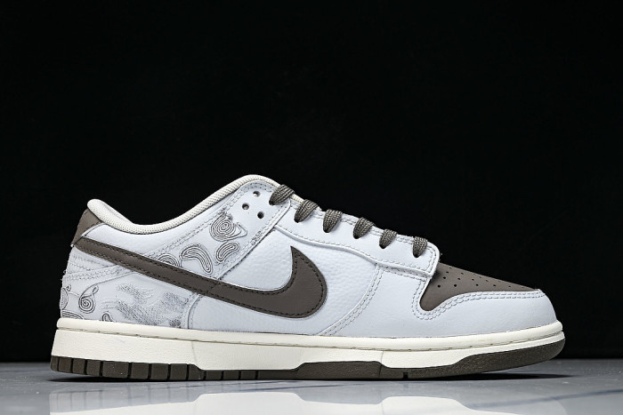 IQ1118-220 SB DUNK LOW CASUAL SNEAKERS GREY/BROWN