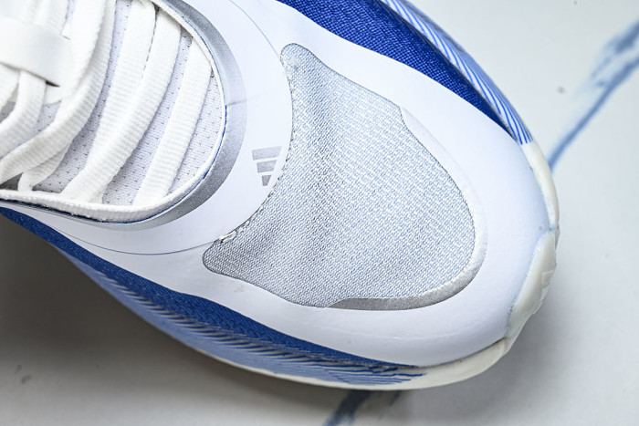 KI1911 HYPER BOOST EDGE CLOUD WHITE/EQT BLUE/ZERO METALLIC