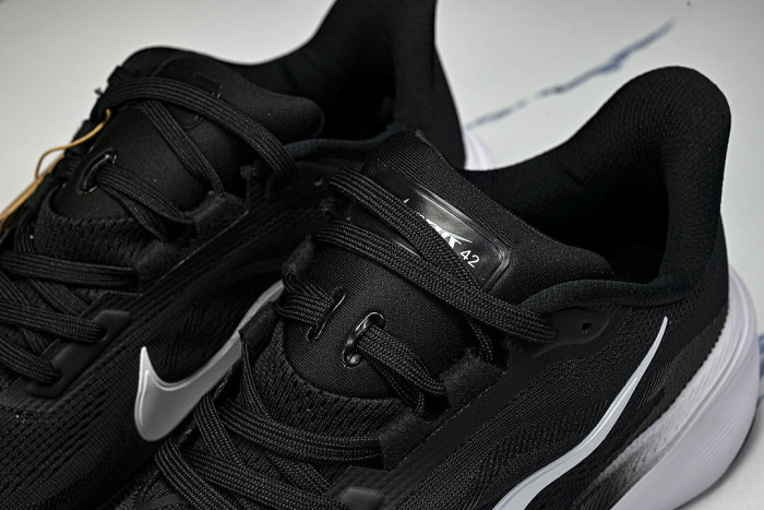 IB1881-001 AIR ZOOM PEGASUS 42 BLACK/WHITE/IRON GREY