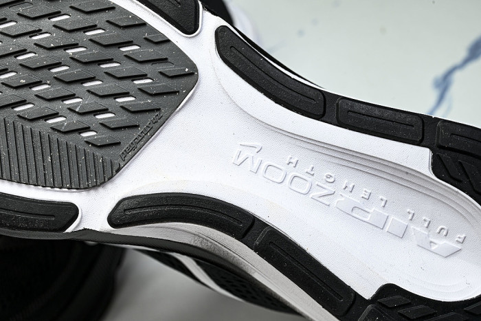 IB1881-001 AIR ZOOM PEGASUS 42 BLACK/WHITE/IRON GREY