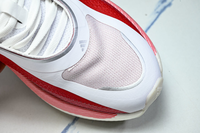 K11913 HYPER BOOST EDGE CLOUD WHITE/PURE RUBY/ZERO METALIC