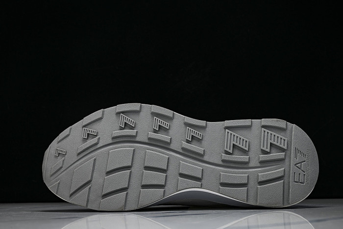 X8X113 XK269-T542 SIMPLE LOW-TOP CASUAL SHOES WHITE/GREY/WHITE