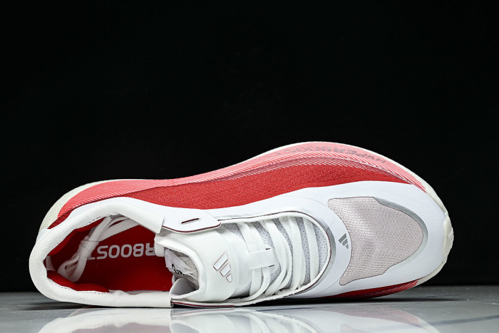 K11913 HYPER BOOST EDGE CLOUD WHITE/PURE RUBY/ZERO METALIC