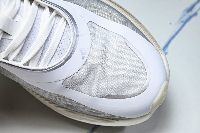 KK0288 HYPER BOOST EDGE CLOUD WHITE/LIGHT SOLID GREY/SILVER METALLIC