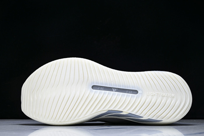 KK0288 HYPER BOOST EDGE CLOUD WHITE/LIGHT SOLID GREY/SILVER METALLIC