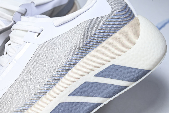 KK0288 HYPER BOOST EDGE CLOUD WHITE/LIGHT SOLID GREY/SILVER METALLIC