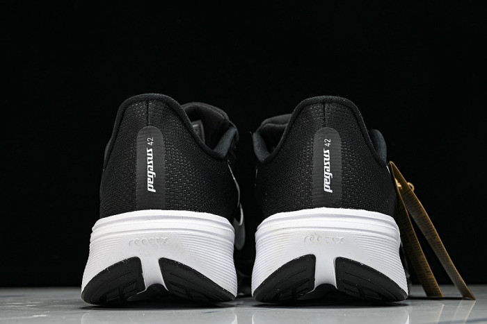 IB1881-001 AIR ZOOM PEGASUS 42 BLACK/WHITE/IRON GREY