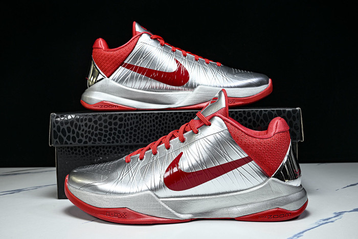 IV2712-001 KOBE 5 PROTRO METALLIC SILVER/UNIVERSITY RED