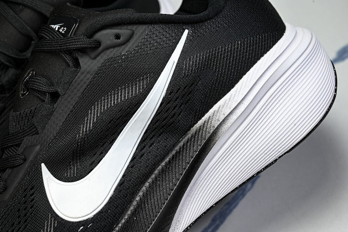 IB1881-001 AIR ZOOM PEGASUS 42 BLACK/WHITE/IRON GREY