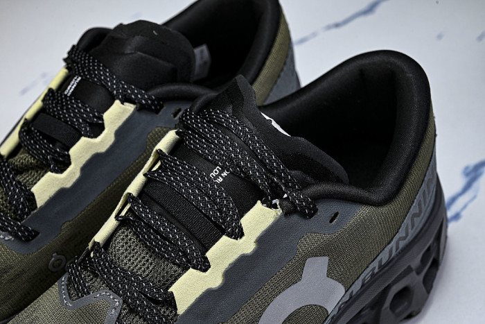 ON RUNNING CLOUDMONSTER 3 GREEN/BLACK