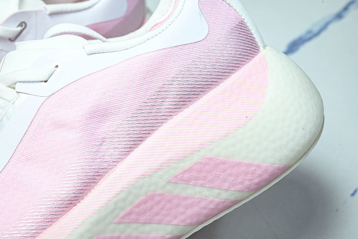 KJ0392 HYPER BOOST EDGE OFF WHITE/CLEAR PINK/CLEAR PINK