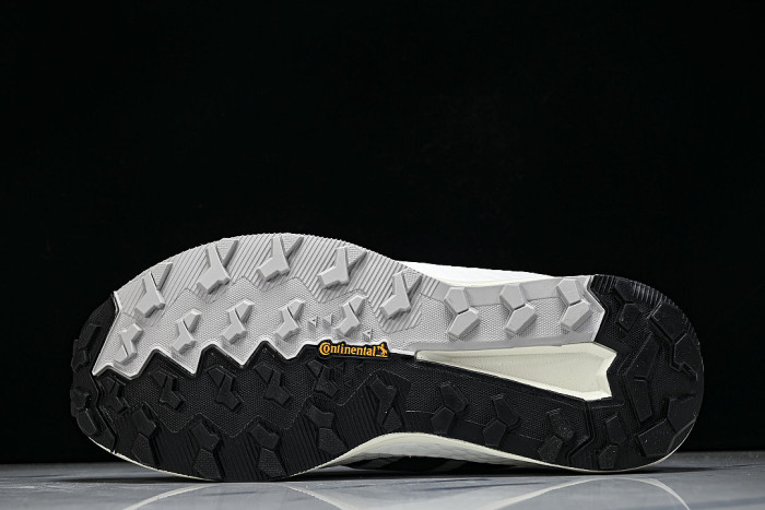 KI8279 FREEHIKER 3 LOW GTX LOW-TOP RUNNING SHOES WHITE/BLACK/GREY