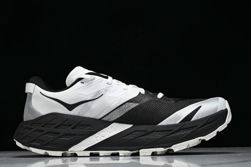 1171928-BWHT ONE ONE SPEEDGOAT 7 BLACK/WHITE