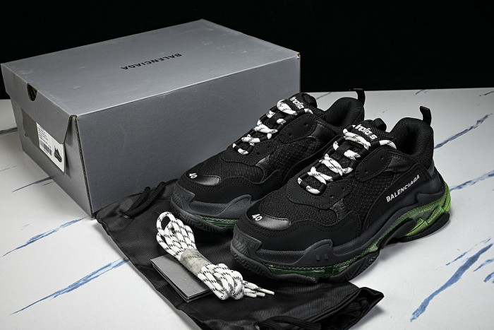 W09ON-1047 TRIPLE S RETRO CASUAL RUNNING SHOES BLACK/GREY/GREEN