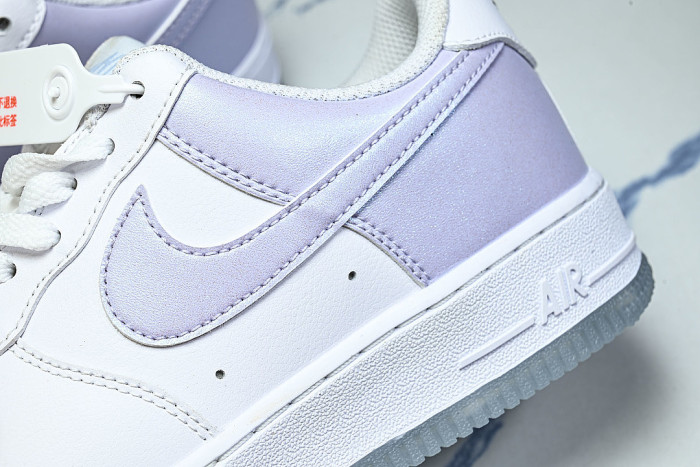 IR0194-100 AIR FORCE 1 07 LOW CASUAL SNEAKERS WHITE/PURPLE