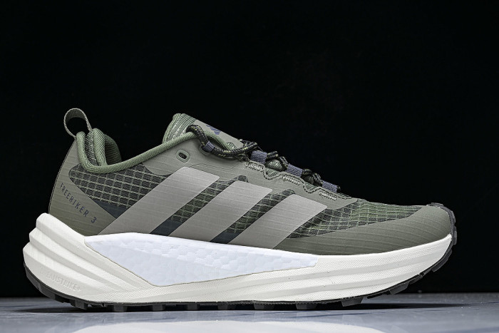 KI8276 FREEHIKER 3 LOW GTX LOW-TOP RUNNING SHOES GREEN/GREEN/GREEN