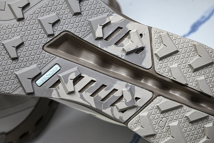3MG10541020 ON RUNNING CLOUDHORIZON 2 GREY/BEIGE/BLUE