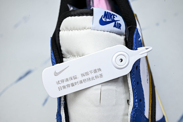 DM7886-141 TRAVIS SCOTT AIR JORDAN 1 LOW OG WHITE/BLUE/BLACK