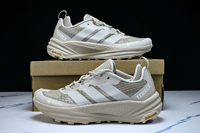 KI8281 FREEHIKER 3 LOW GTX LOW-TOP RUNNING SHOES BEIGE/GREY