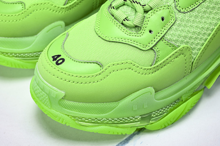 W2GR1-3801 TRIPLE S RETRO CASUAL RUNNING SHOES GREEN/GREEN/GREEN