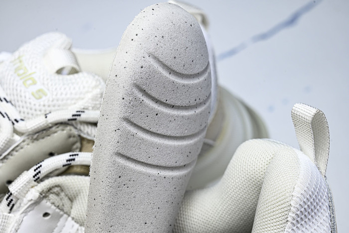 W2FB1-9000 TRIPLE S RETRO CASUAL RUNNING SHOES WHITE/WHITE/WHITE