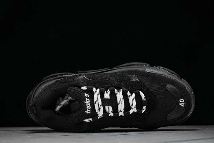 W2FB1-1000 TRIPLE S RETRO CASUAL RUNNING SHOES BLACK/GREY/BLACK