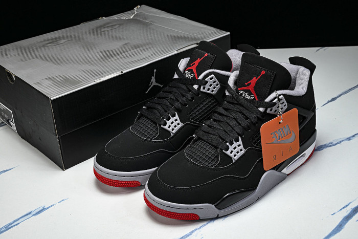 IX8180-001 JORDAN 4 RETRO OG BLACK/CEMENT GREY/SUMMIT WHITE/FIRE RED