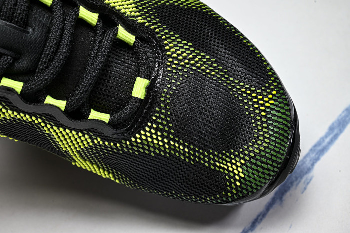 IQ7634-001 AIR LIQUID MAX BLACK/CHROME/GREEN APPLE/VOLT/RADIANT GREEN/CLEAR