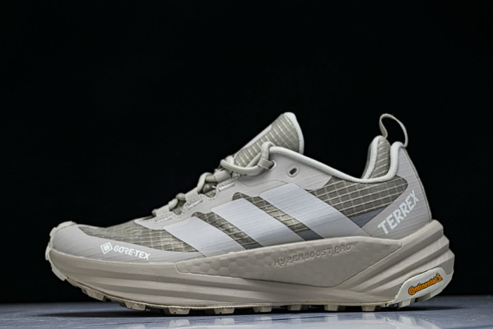 KI8281 FREEHIKER 3 LOW GTX LOW-TOP RUNNING SHOES BEIGE/GREY