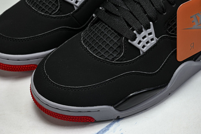 IX8180-001 JORDAN 4 RETRO OG BLACK/CEMENT GREY/SUMMIT WHITE/FIRE RED