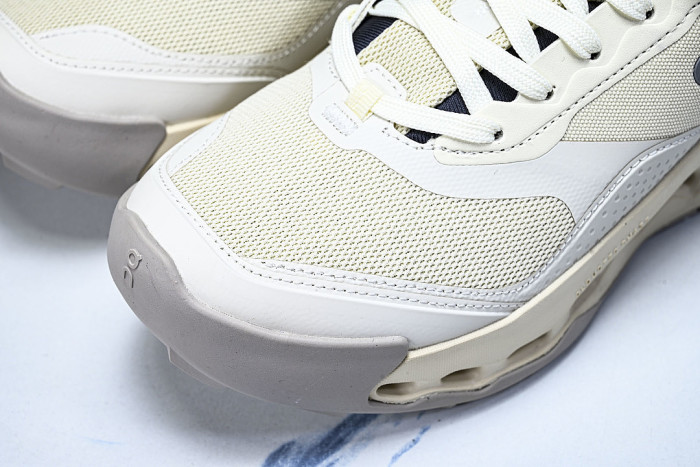 3WG10333060 ON RUNNING CLOUDHORIZON 2 BEIGE/WHITE/NAVY BLUE